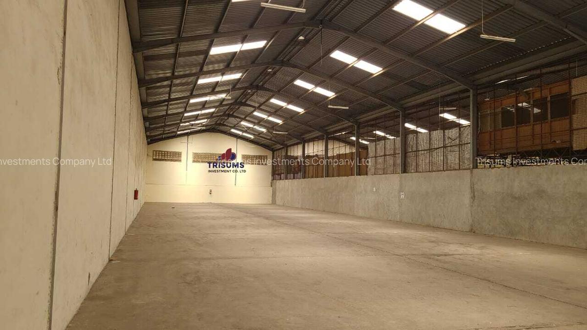 10,000 ft² Warehouse with Fibre Internet in Mombasa Road - 10