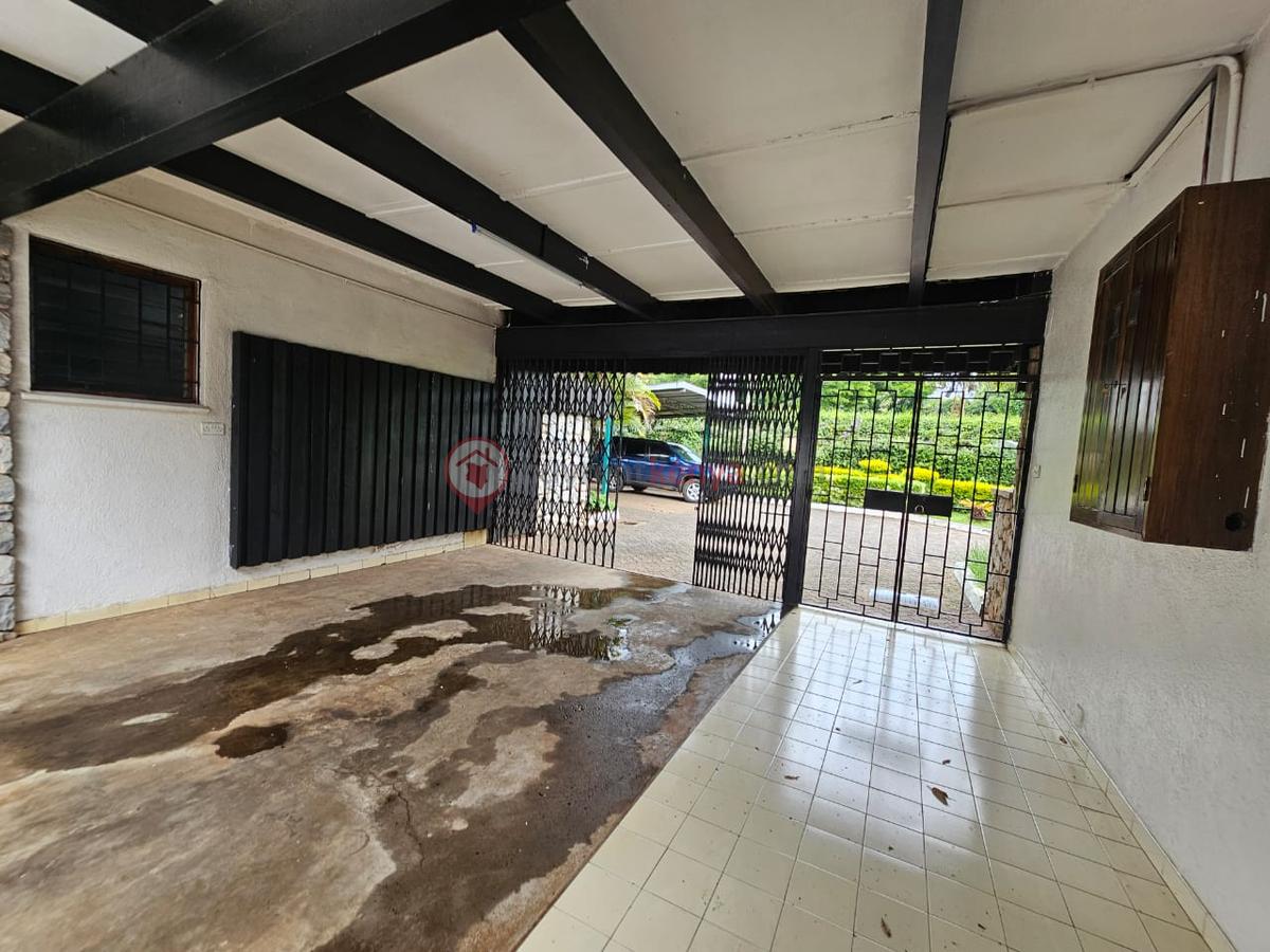 4 Bed House with En Suite in Muthaiga - 13