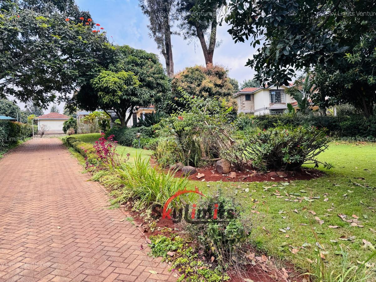 4 Bed Townhouse with En Suite in Nyari - 16