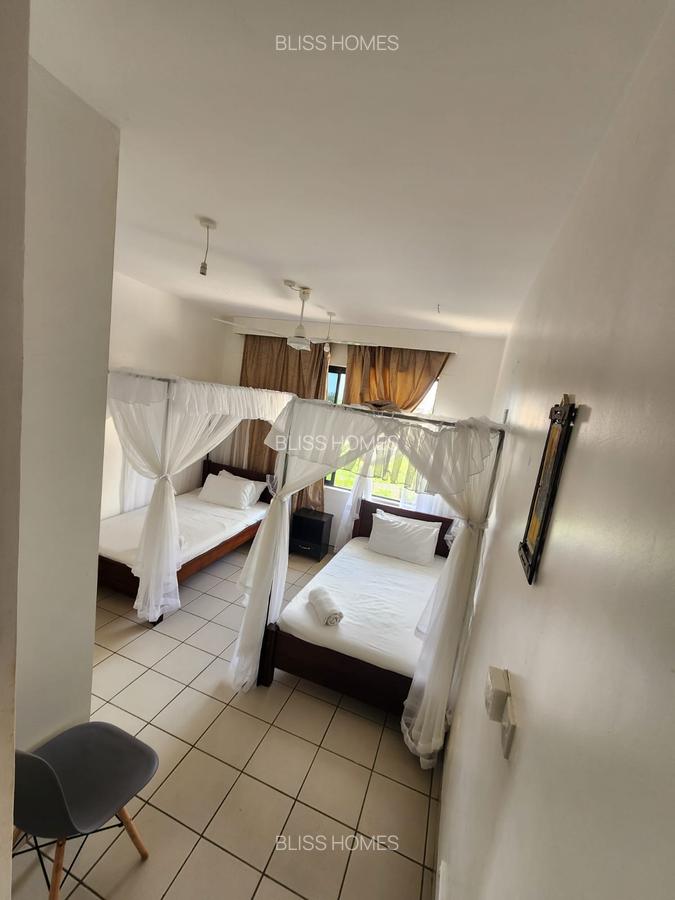 2 Bed Apartment with En Suite at Nyali Road - 7