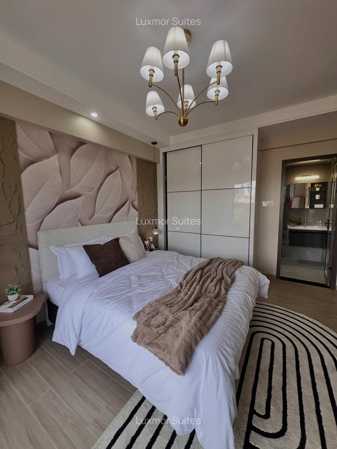 Serviced 2 Bed Apartment with En Suite at Church Road - 4