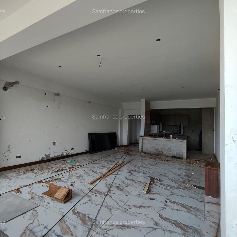 Serviced 3 Bed Apartment with En Suite at Serena Road - 4