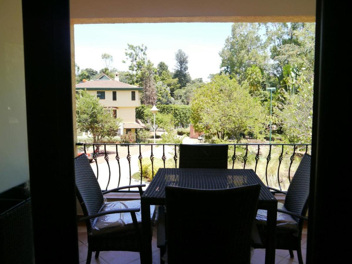 Serviced 3 Bed Apartment with En Suite at Grevillea Grove - 20