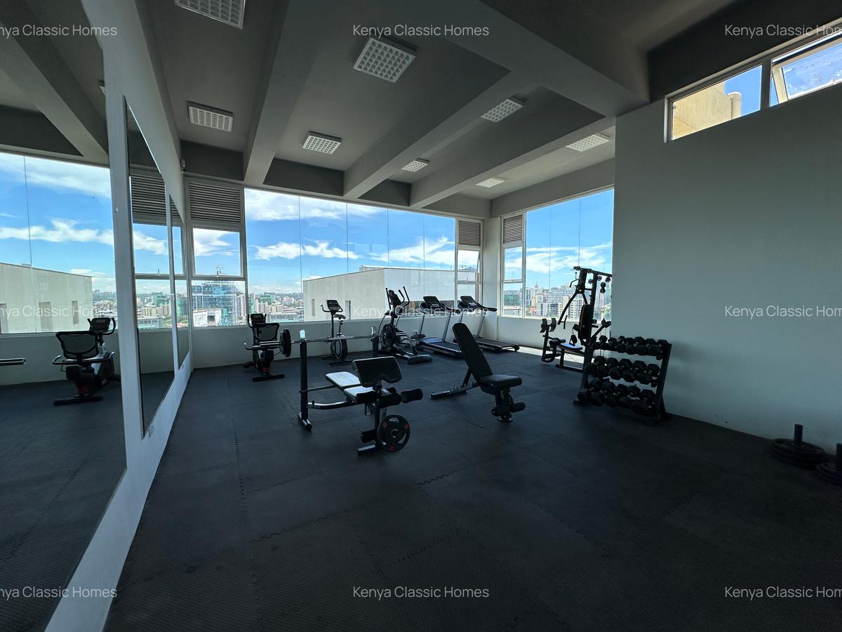 3 Bed Apartment with En Suite at Parklands - 17