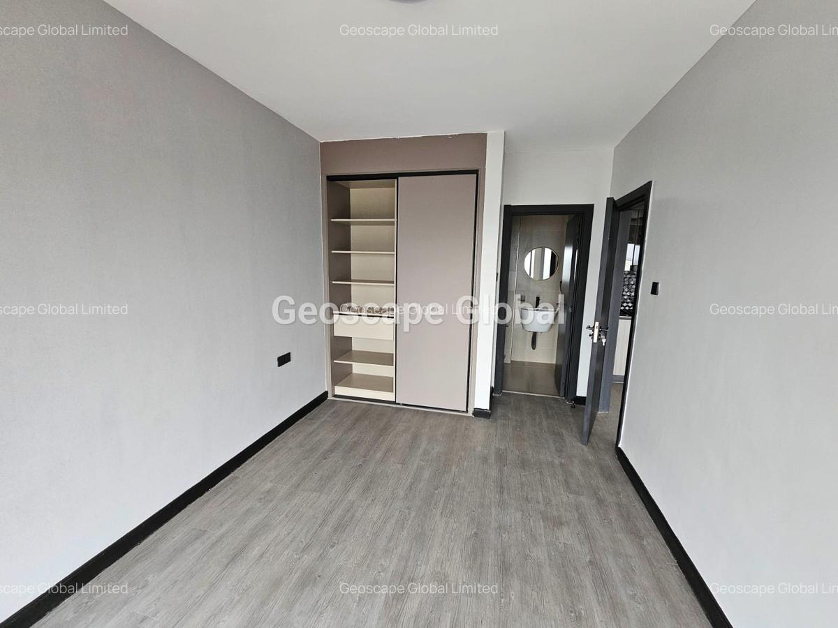 2 Bed Apartment with En Suite in Westlands Area - 5