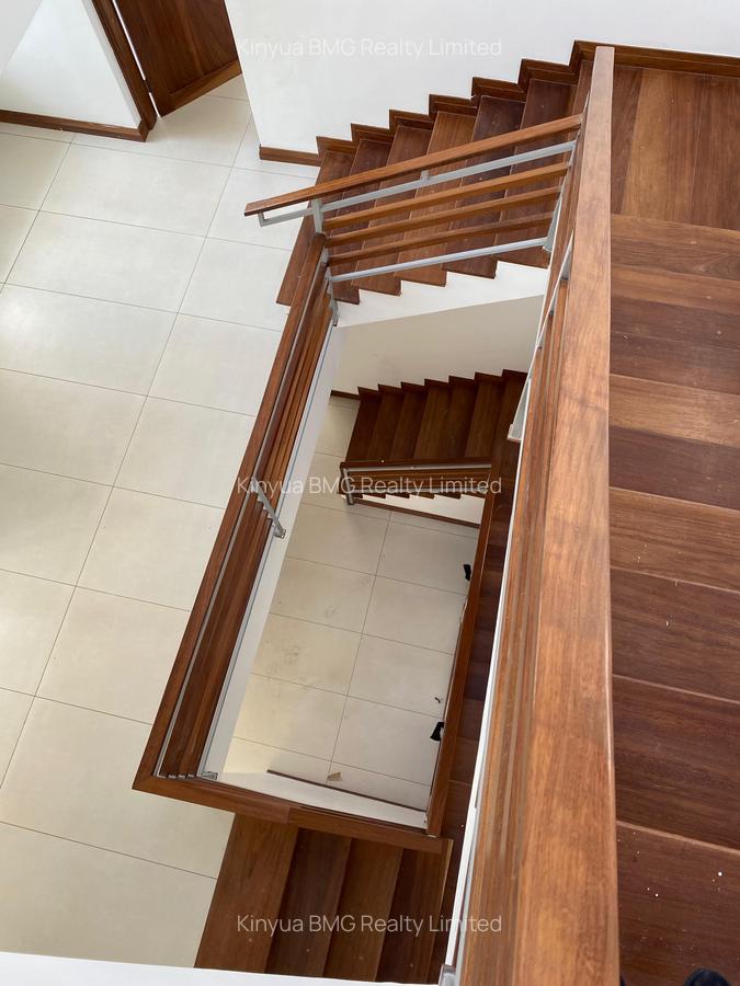 4 Bed Villa with En Suite in Nyali Area - 11