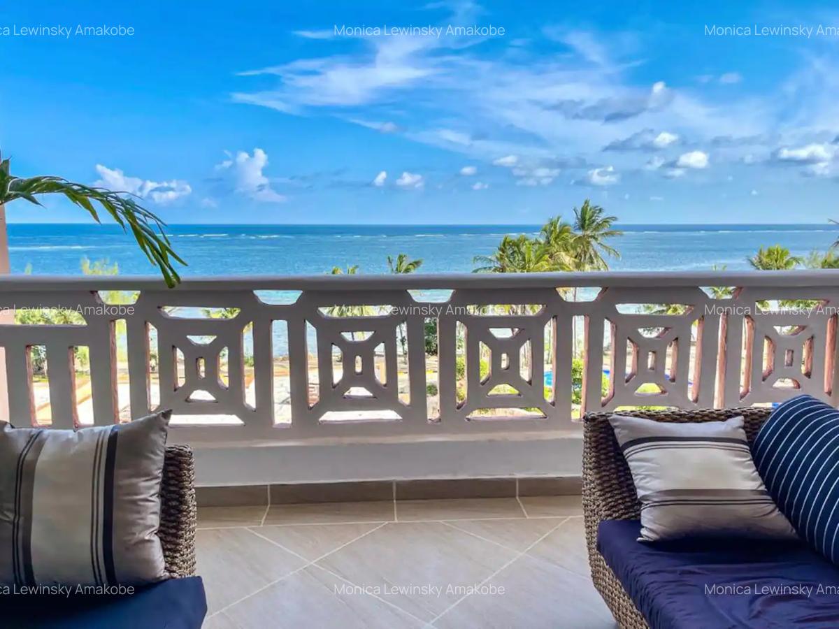 Serviced 2 Bed Apartment with En Suite at Serena Road - 5