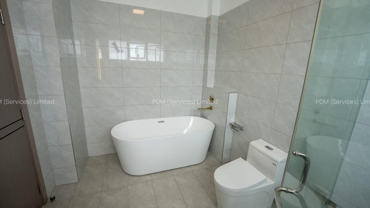 4 Bed Apartment with En Suite at Ole Dume Road - 11