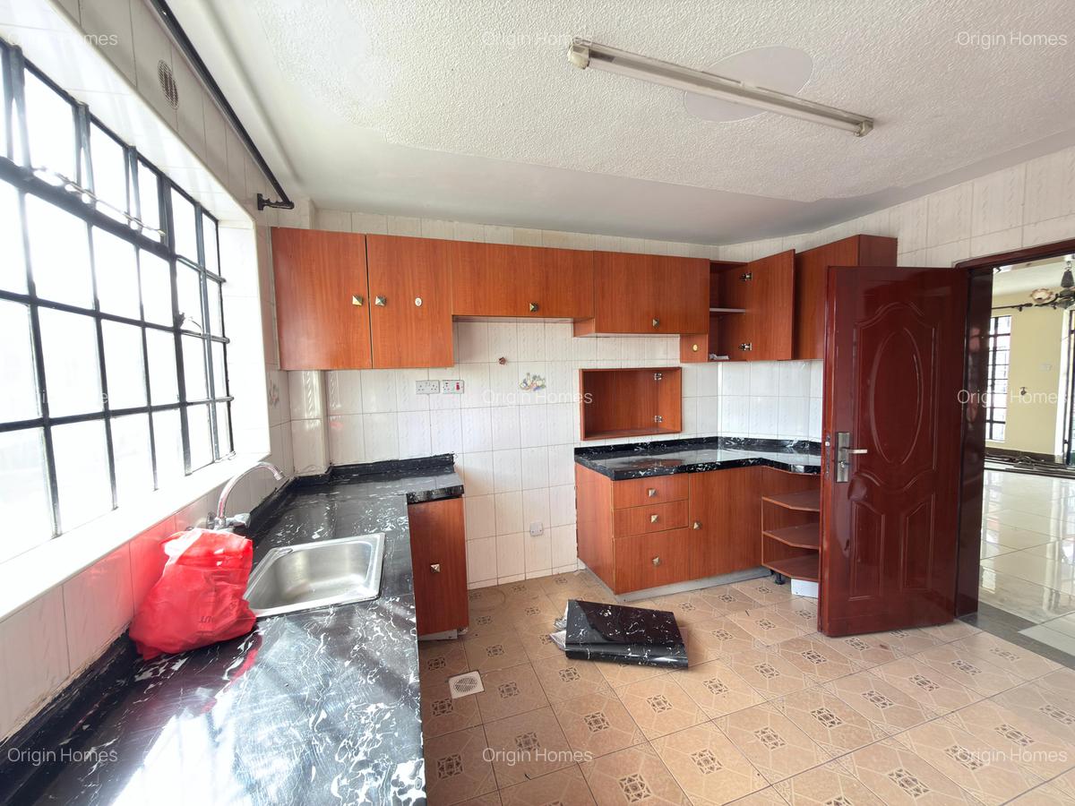 3 Bed Apartment with En Suite at Mombasa Road - 6