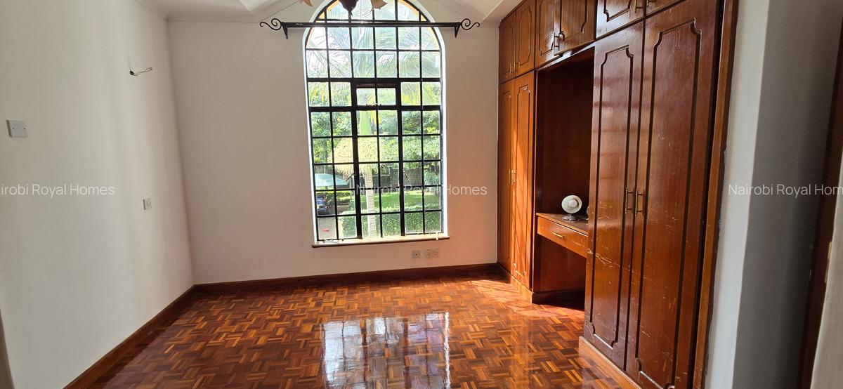 4 Bed Townhouse with En Suite at Lavington Ndoto Road - 16