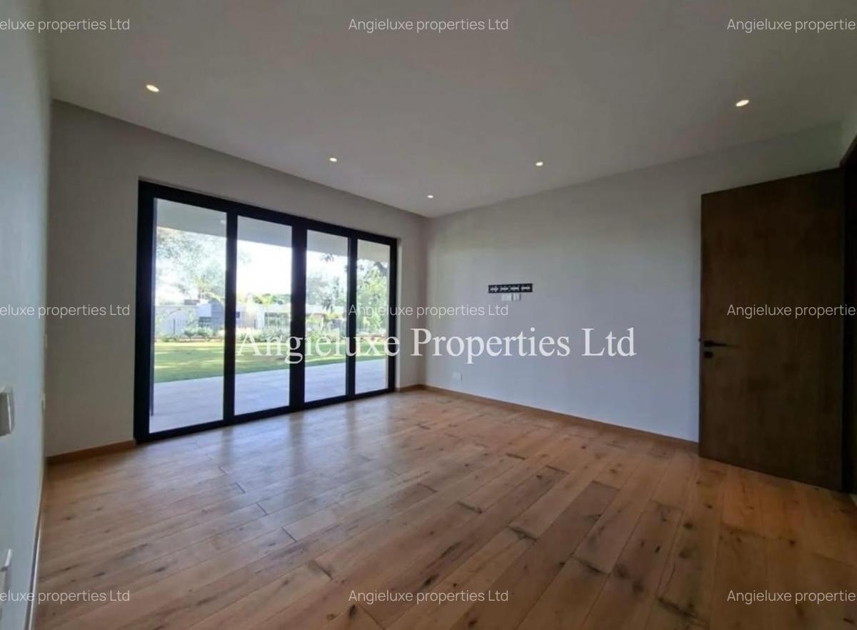 3 Bed Apartment with En Suite at Loresho - 7