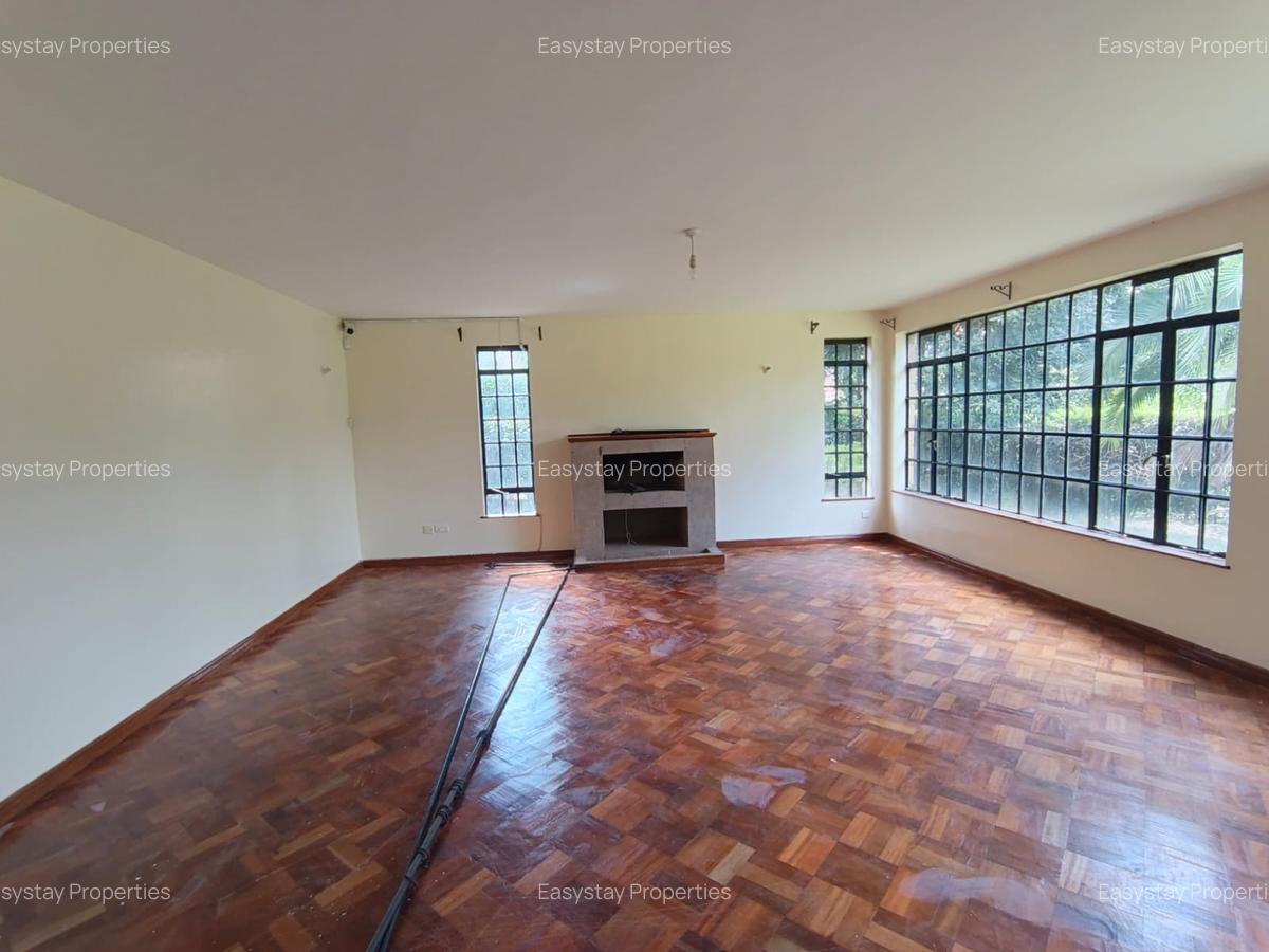 4 Bed House with En Suite in Runda - 3