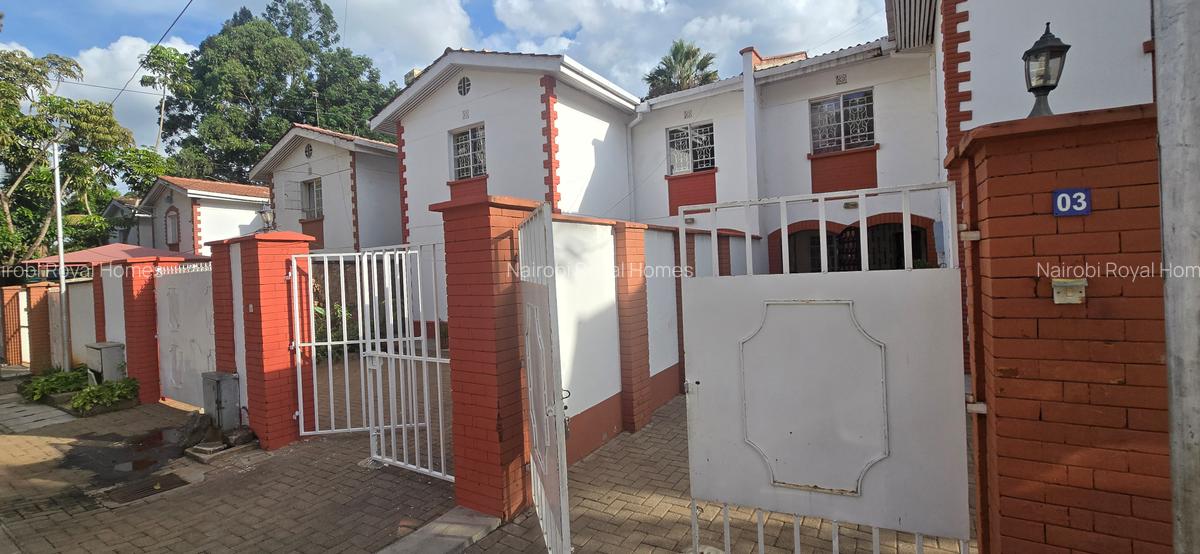 4 Bed Townhouse with En Suite at Lavington Green - 1