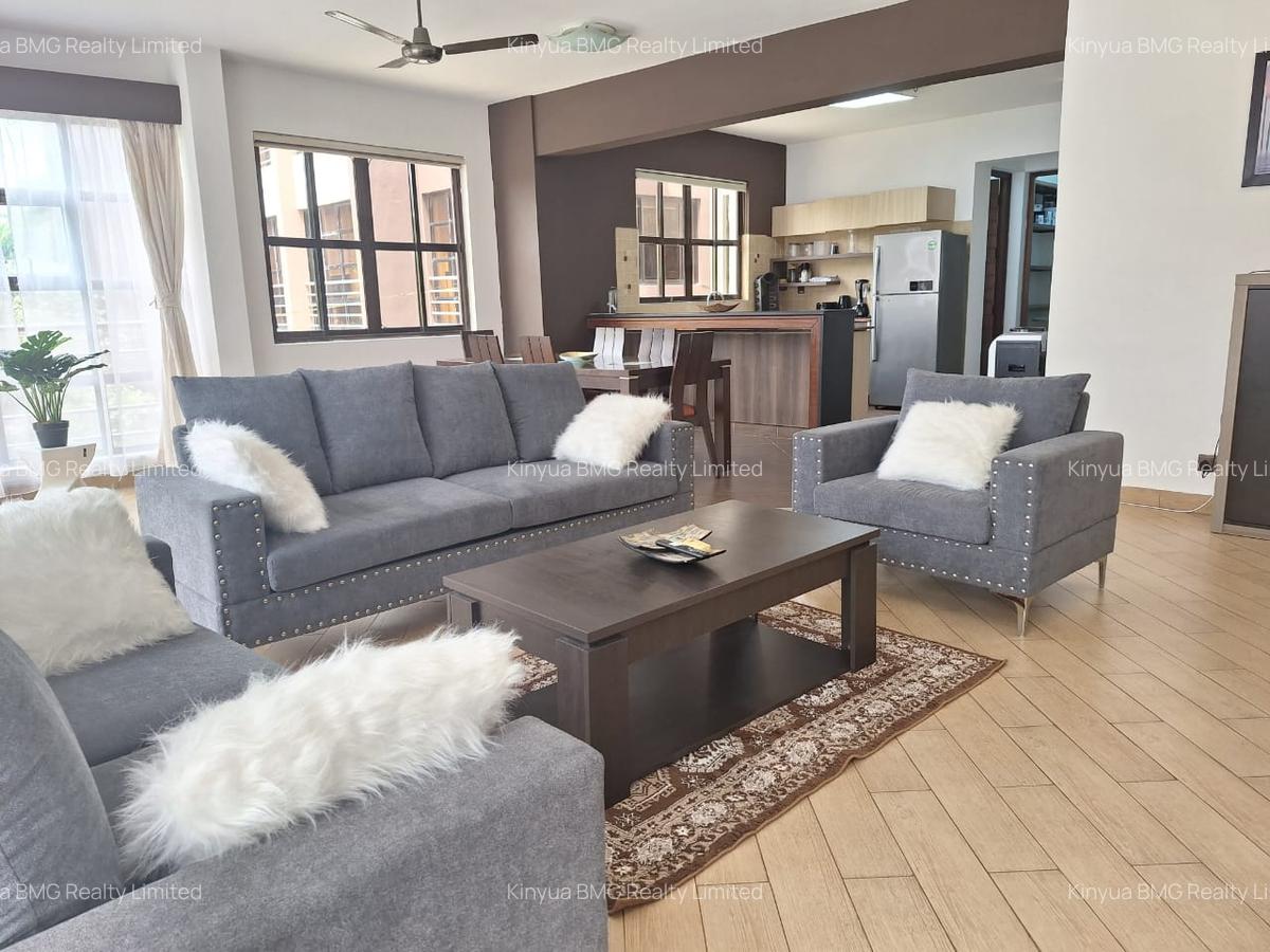 Serviced 2 Bed Apartment with En Suite at Beach Road - 1