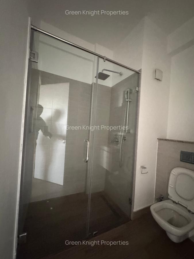 Serviced 2 Bed Apartment with En Suite in Westlands Area - 5