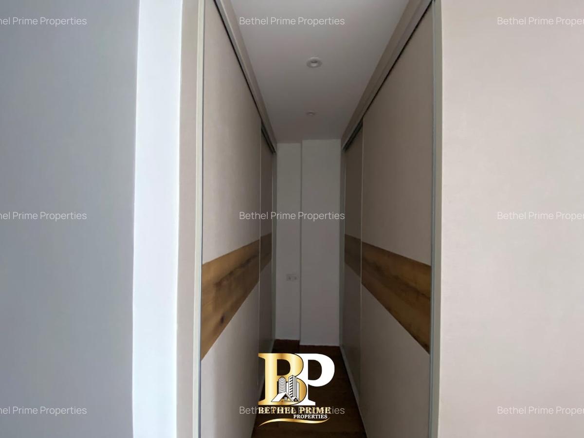 3 Bed Apartment with En Suite in General Mathenge - 9