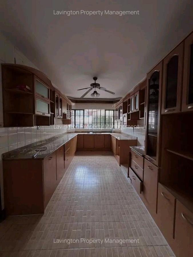 4 Bed Townhouse with En Suite at Kileleshwa - 3