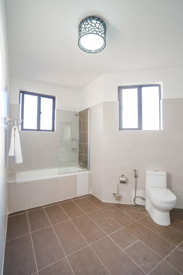 Serviced 3 Bed Apartment with En Suite in Kilimani - 7