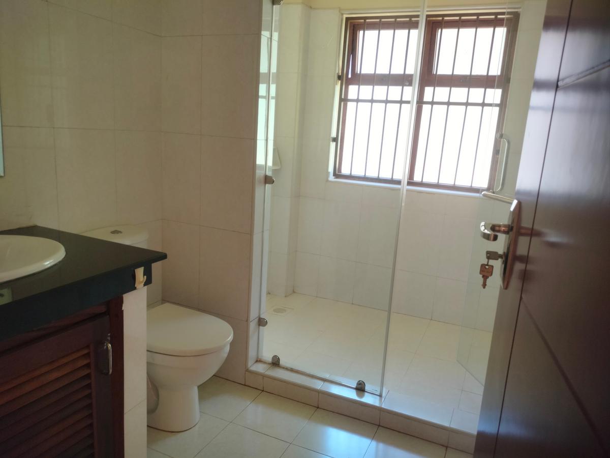 5 Bed Townhouse with Swimming Pool at Close To Germany School And Roslyn Academy - 7