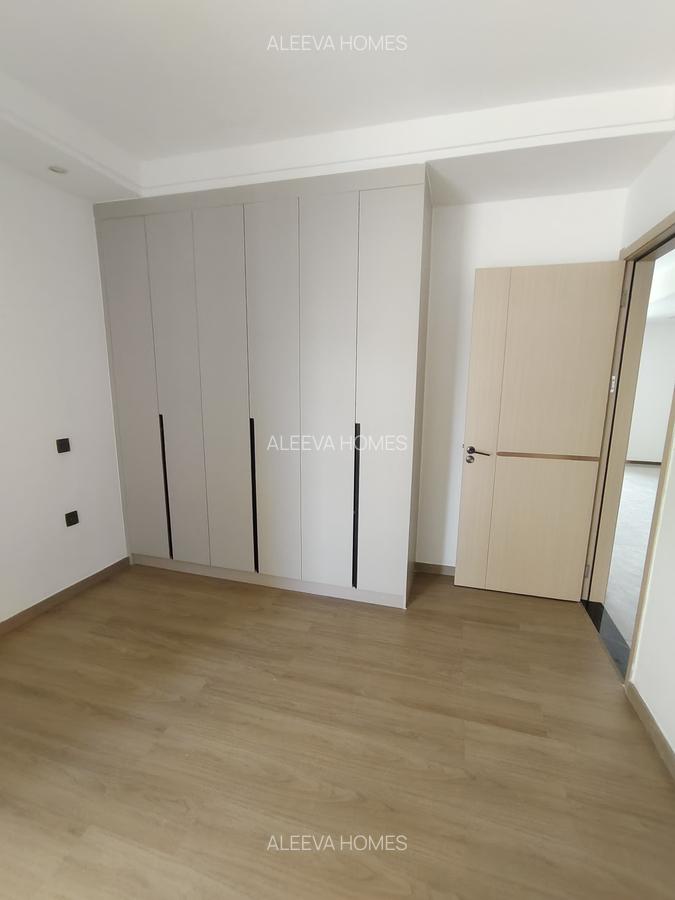 2 Bed Apartment with En Suite in Riverside - 10