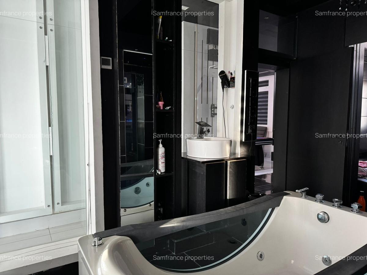 Serviced 3 Bed Apartment with En Suite at Moi Avanue - 6