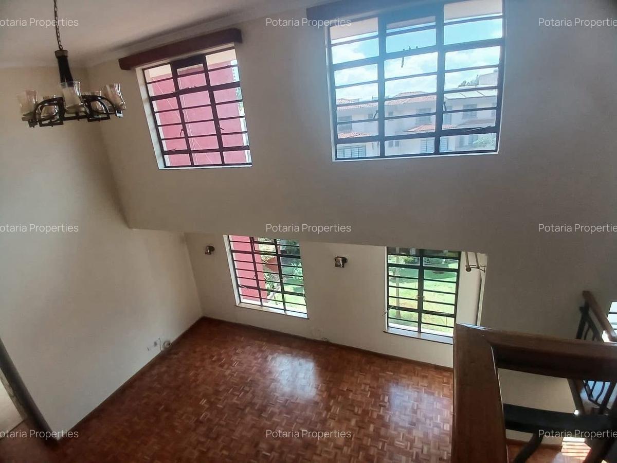 4 Bed Apartment with En Suite in Kilimani - 12
