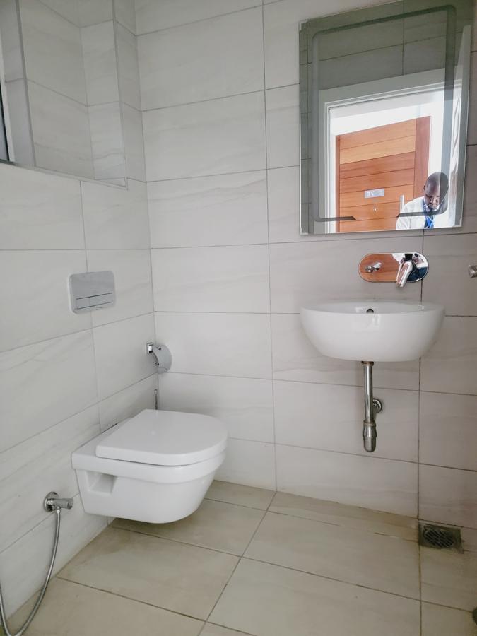 3 Bed Apartment with En Suite in Rhapta Road - 13