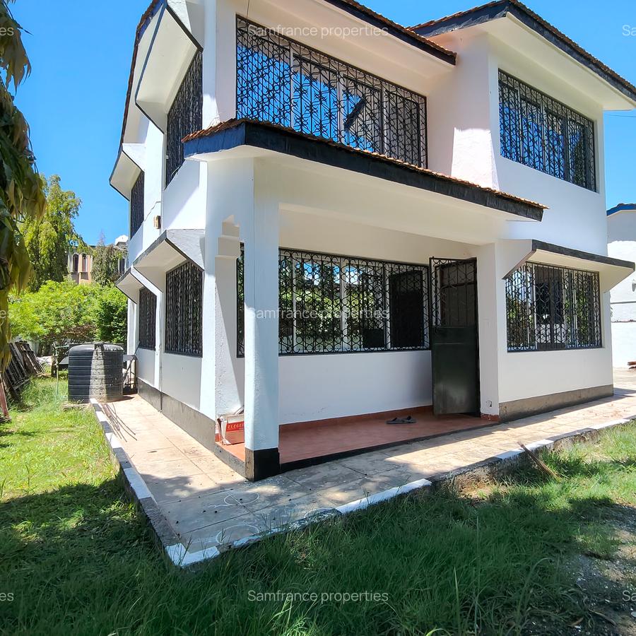 3 Bed Villa with En Suite at Shanzu Water - 1