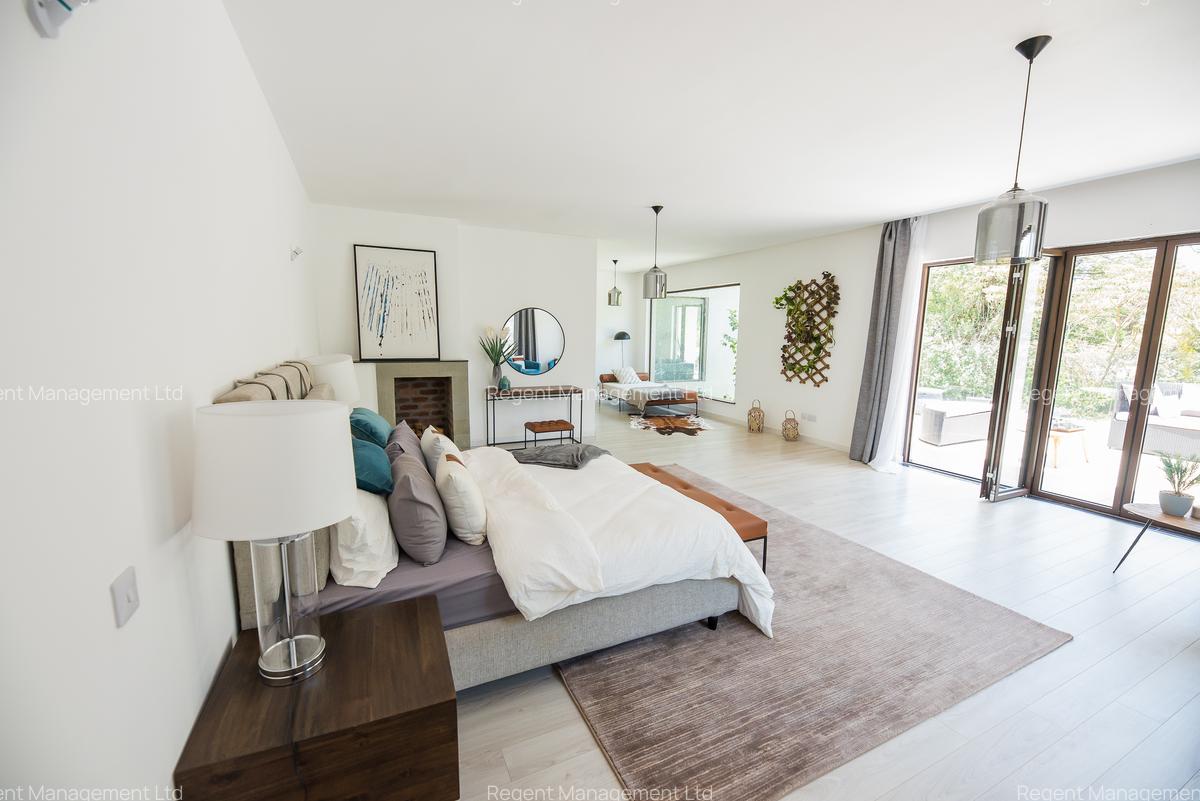 5 Bed Villa with En Suite at Oloolua - 9