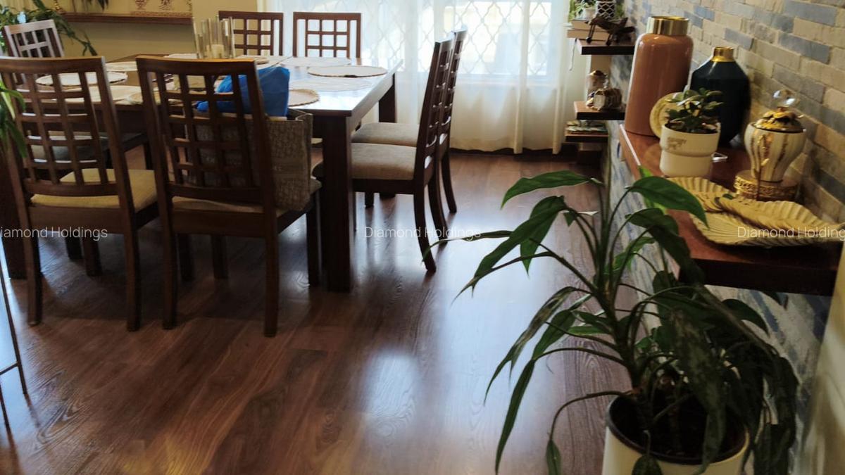 Serviced 4 Bed Apartment with En Suite at Parklands - 7