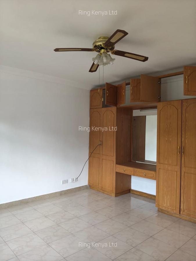 5 Bed House with Garden in Runda - 12
