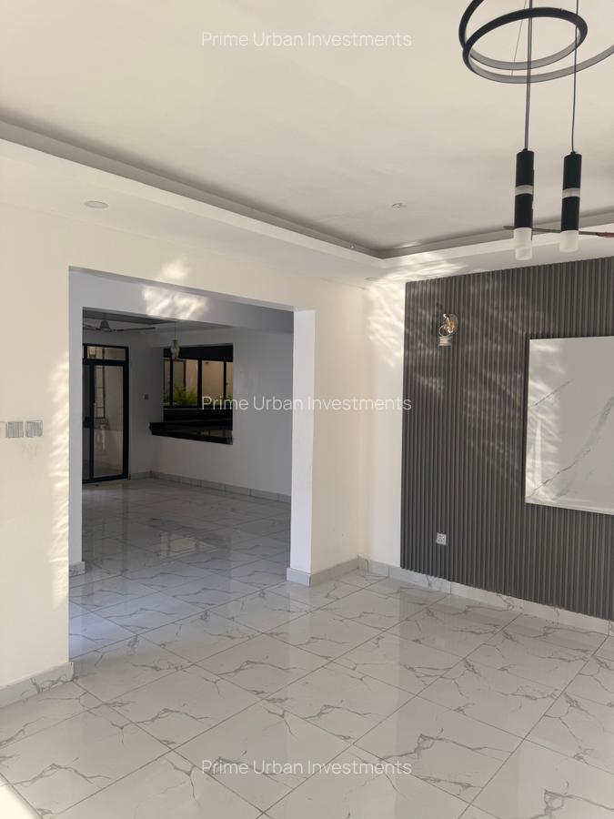 5 Bed House with En Suite in Kikambala - 9