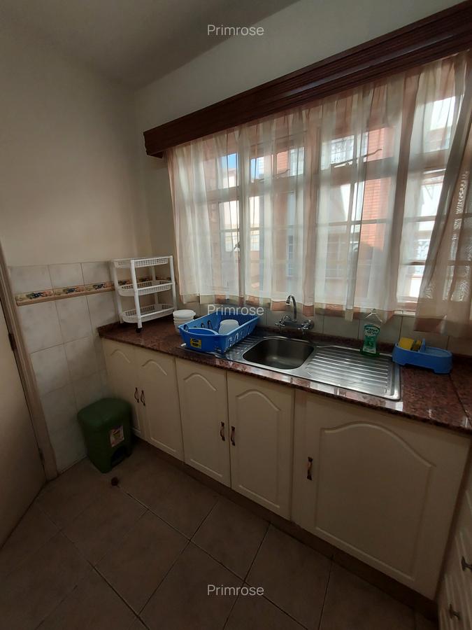 1 Bed Apartment with En Suite in Riverside - 3