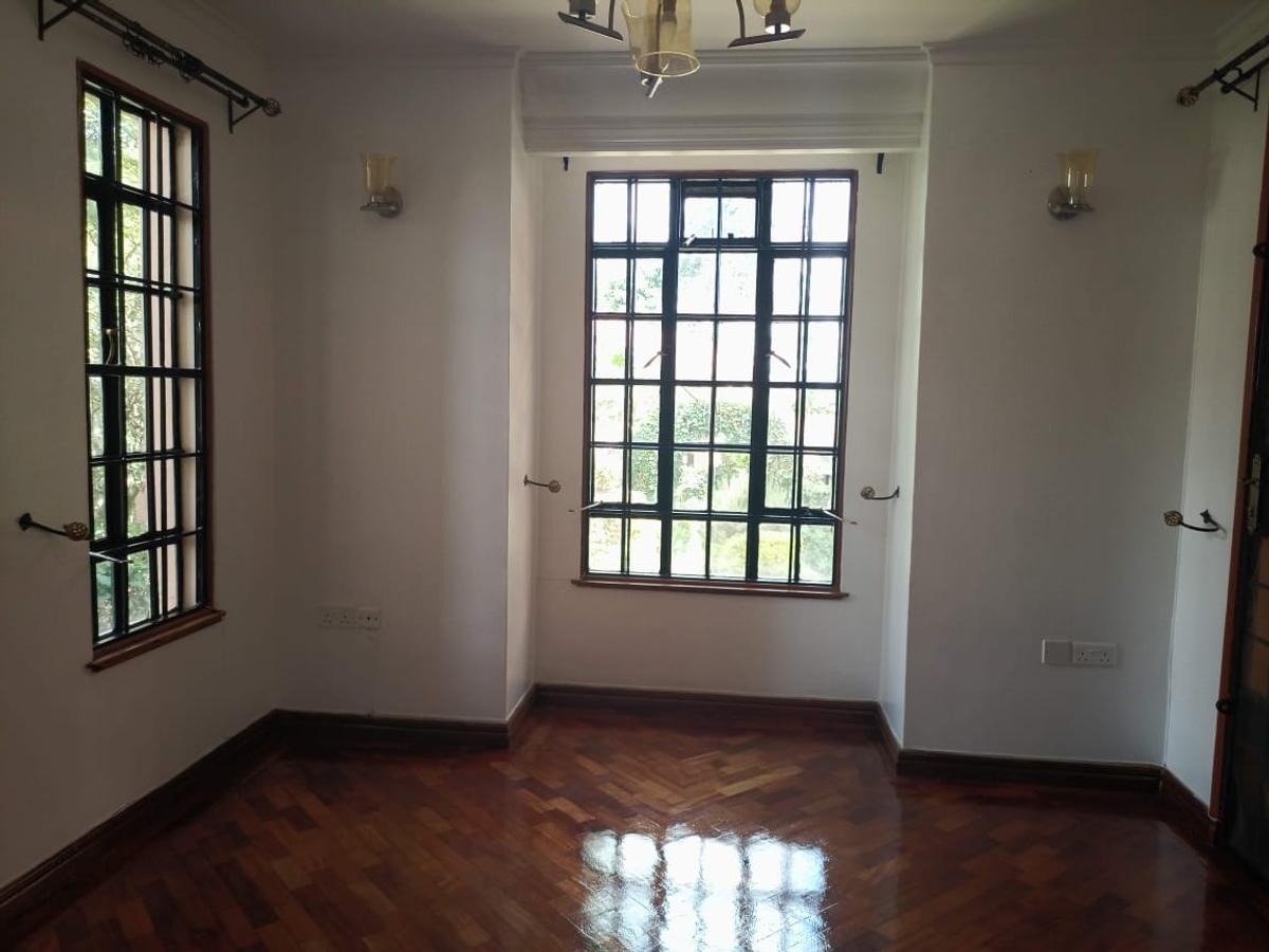 4 Bed Townhouse with En Suite at Runda - 7