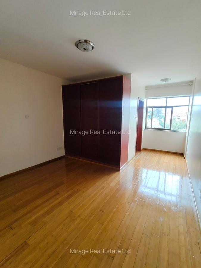 4 Bed Apartment with En Suite in Kilimani - 14
