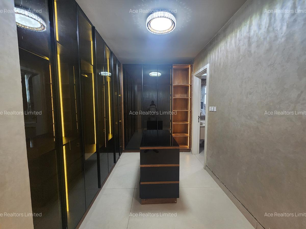 4 Bed Apartment with En Suite at General Mathenge - 11
