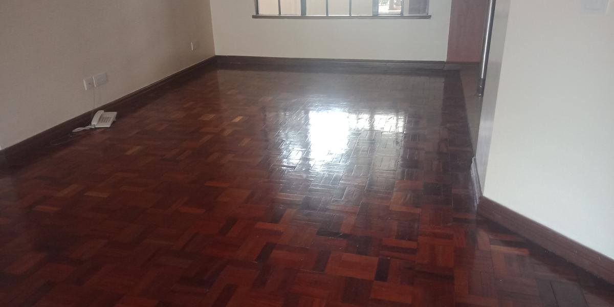 4 Bed Apartment with En Suite in Westlands Area - 4