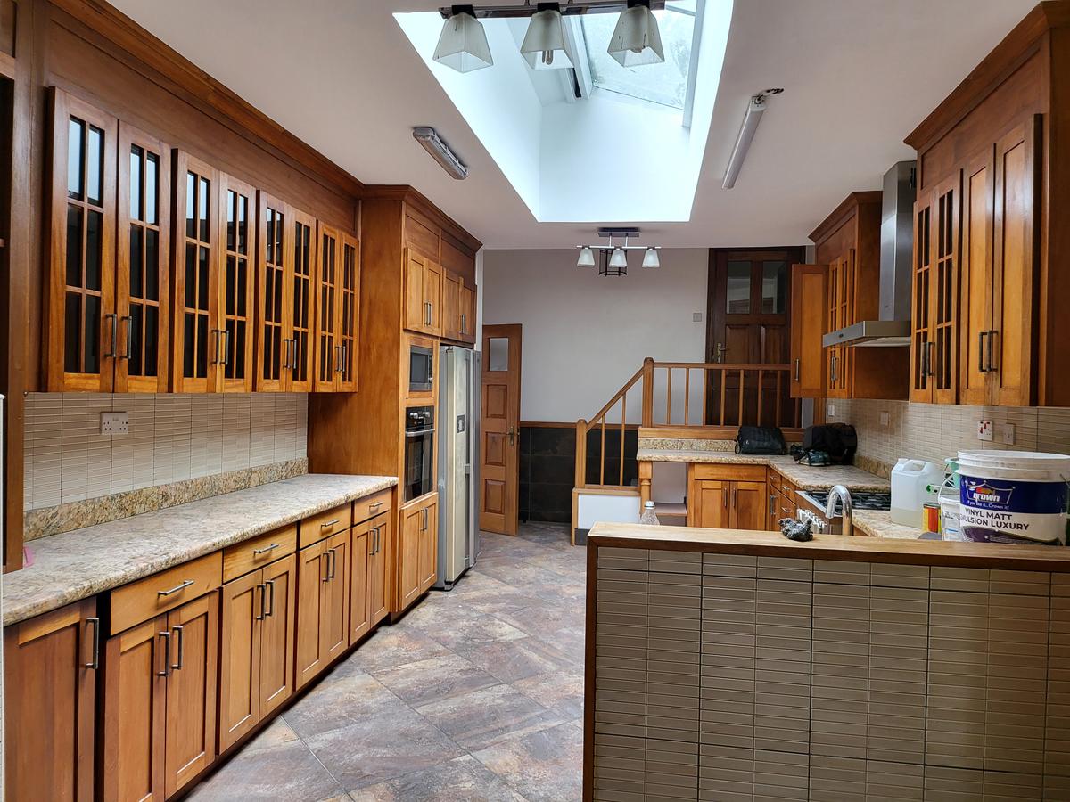 4 Bed House with En Suite in Muthaiga - 3