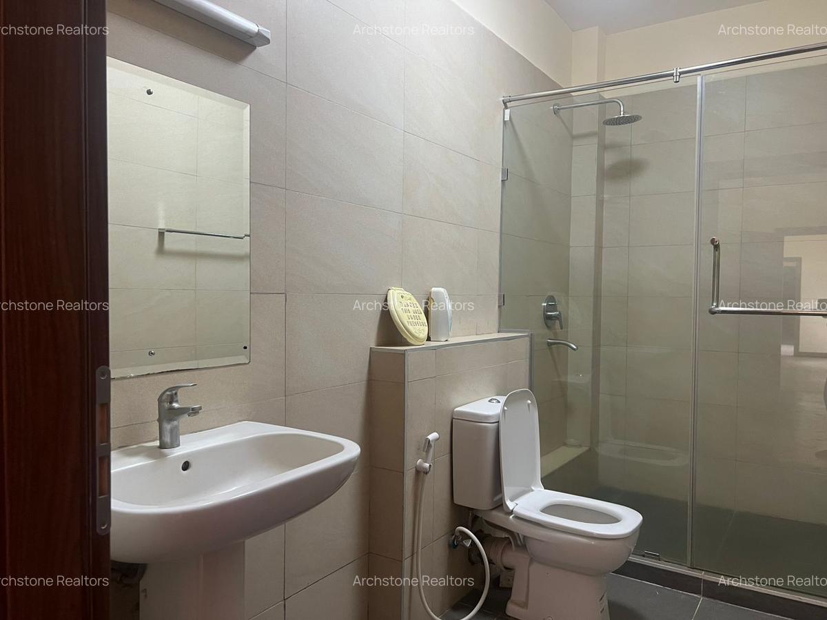 3 Bed Apartment with En Suite in Runda - 13