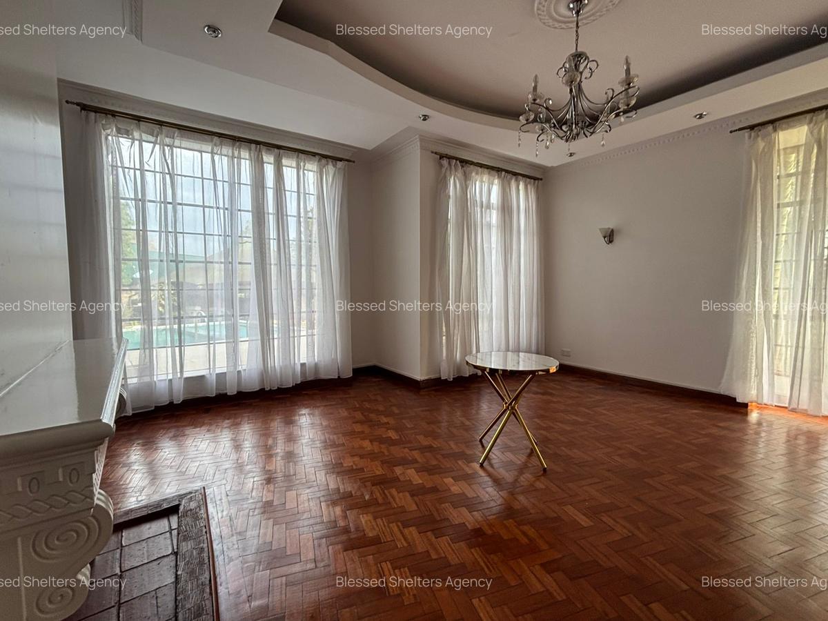 4 Bed Villa with En Suite in Kiambu Road - 16