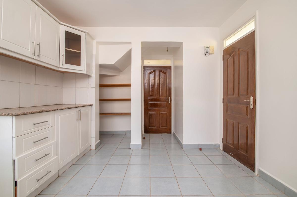 3 Bed Townhouse with En Suite in Athi River - 6