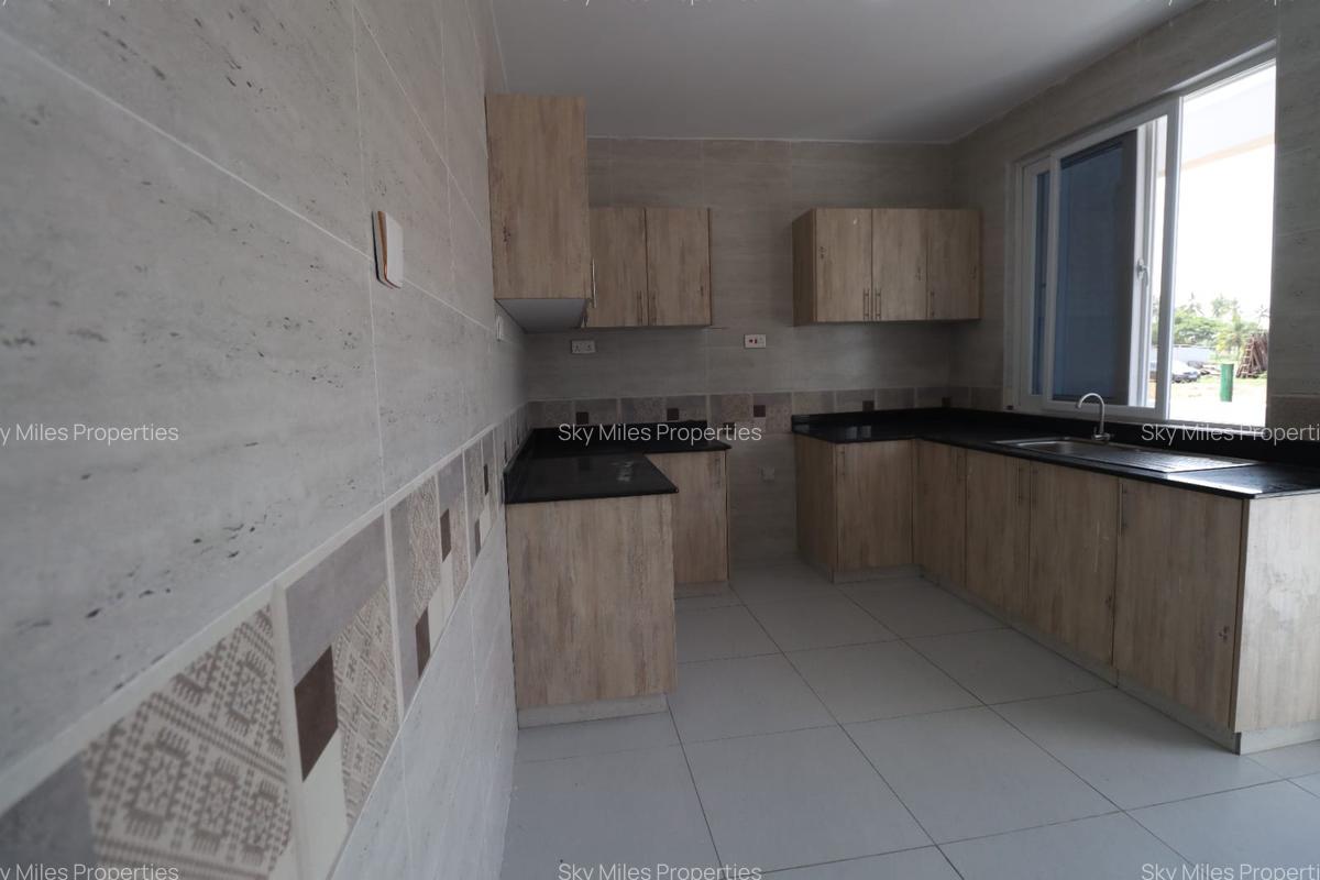 3 Bed Villa with Swimming Pool at Tezo - 7