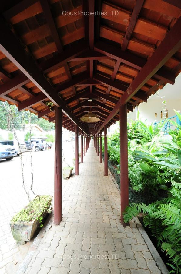 Serviced 2 Bed Apartment with En Suite in Riverside - 2