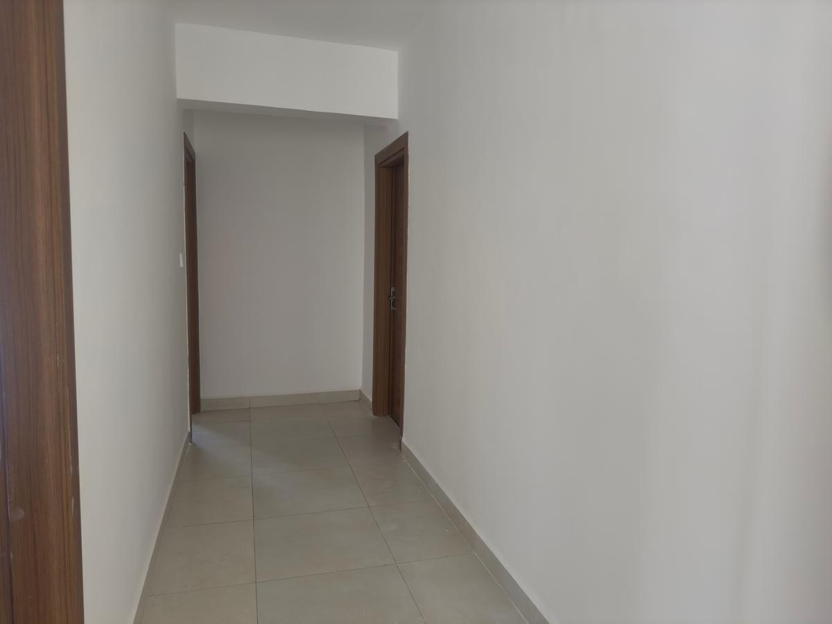 3 Bed Apartment with En Suite at Lantana Road - 11