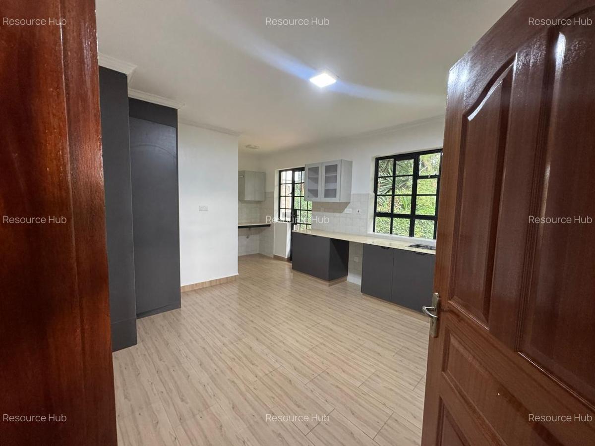 3 Bed House with En Suite at Next To The Hub - 9