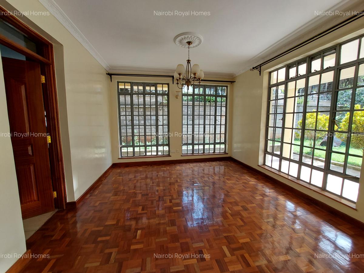 5 Bed Townhouse with En Suite at Owashiga Road - 8