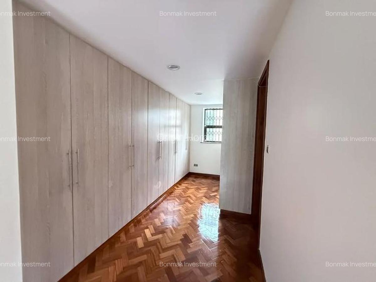 5 Bed Townhouse with En Suite at Mzima Springs. - 18