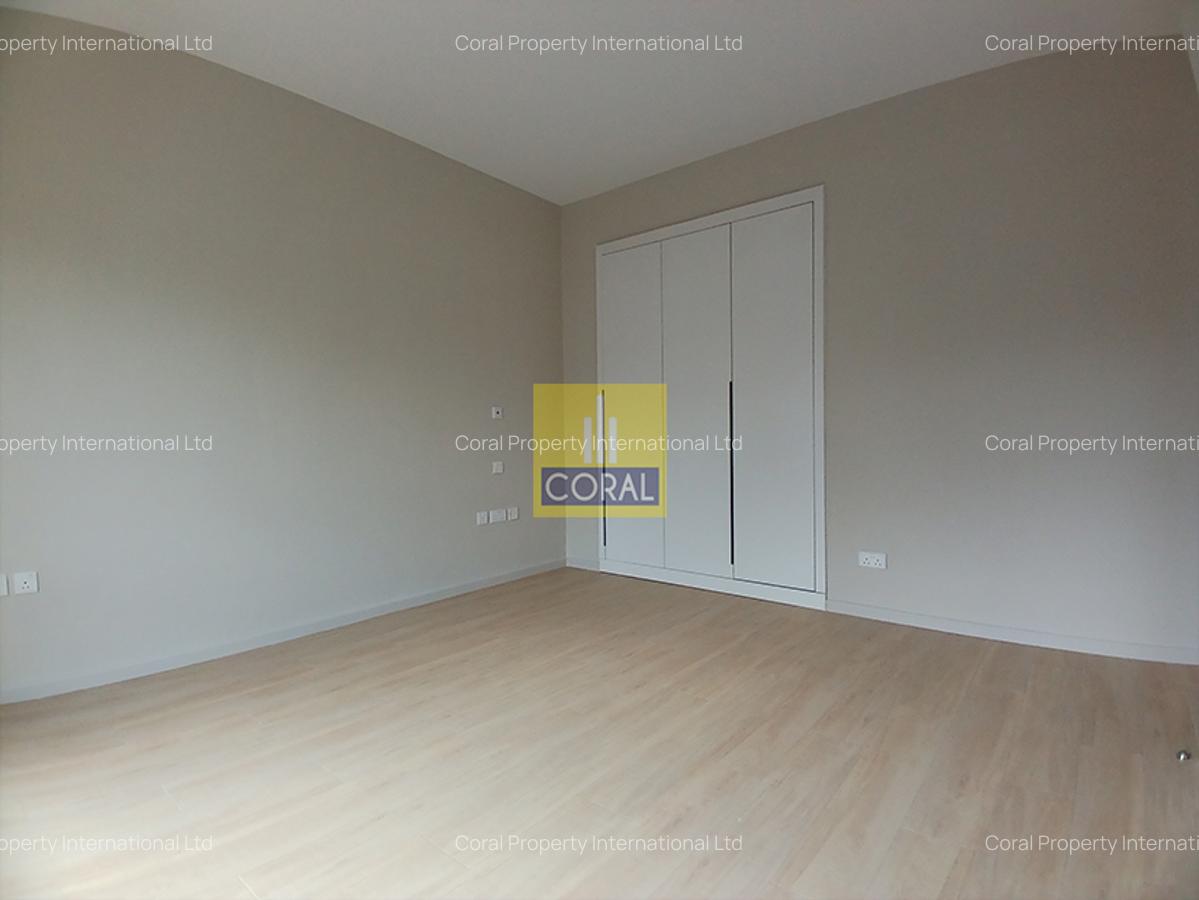 5 Bed House in Kyuna - 13