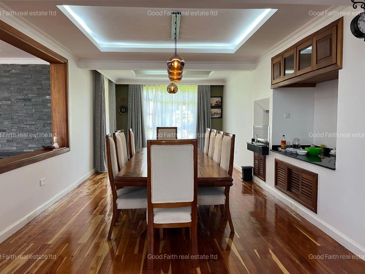 6 Bed House with En Suite in Karen - 11