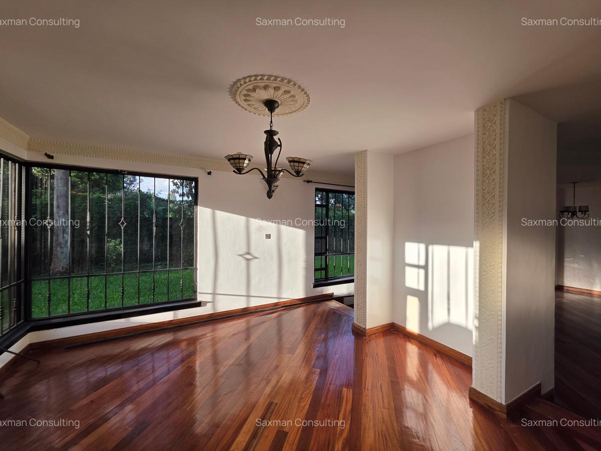 5 Bed Villa with En Suite in Runda - 8